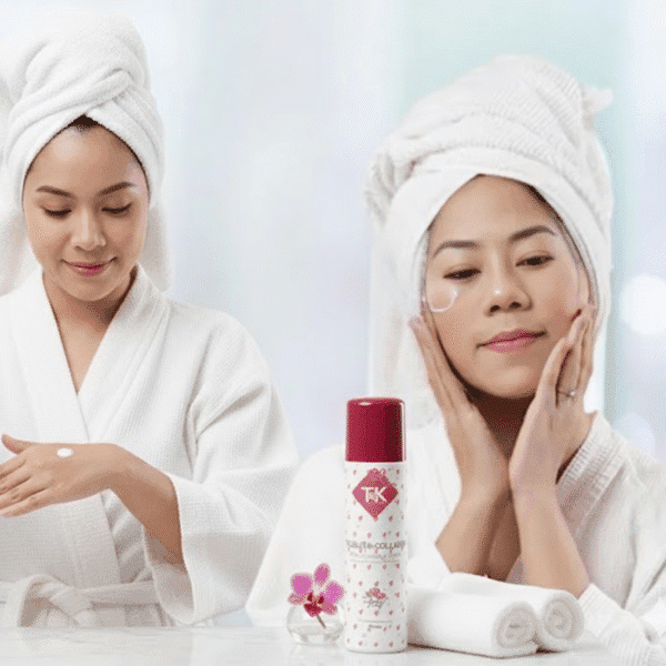 Tk Gluta Collagen White Luminary Lotion Scene